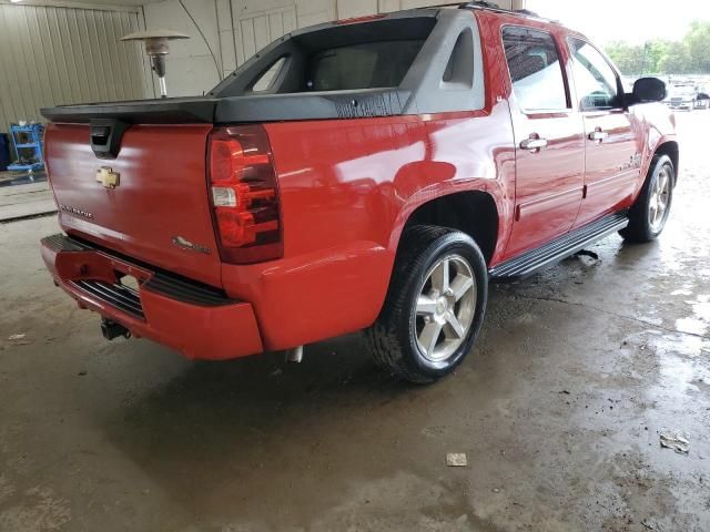 2011 Chevrolet Avalanche LT