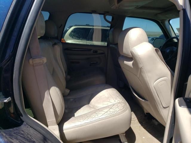 2004 Cadillac Escalade Luxury