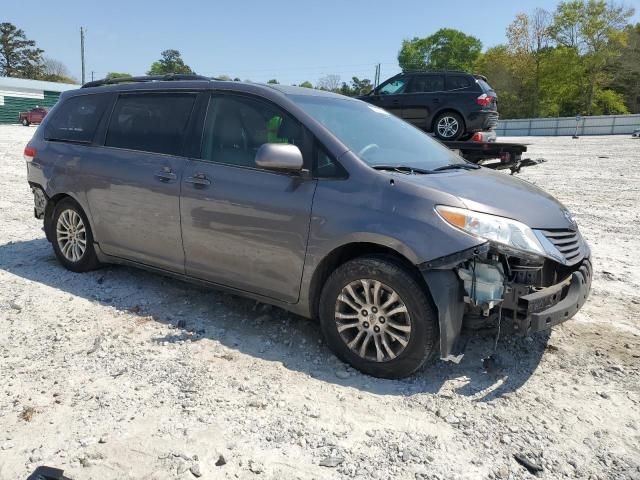 2014 Toyota Sienna XLE