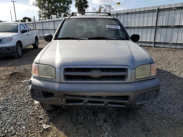 1999 Nissan Pathfinder LE