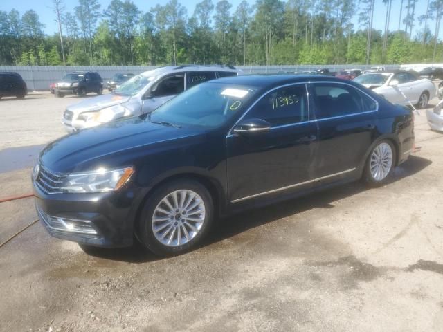 2016 Volkswagen Passat SE