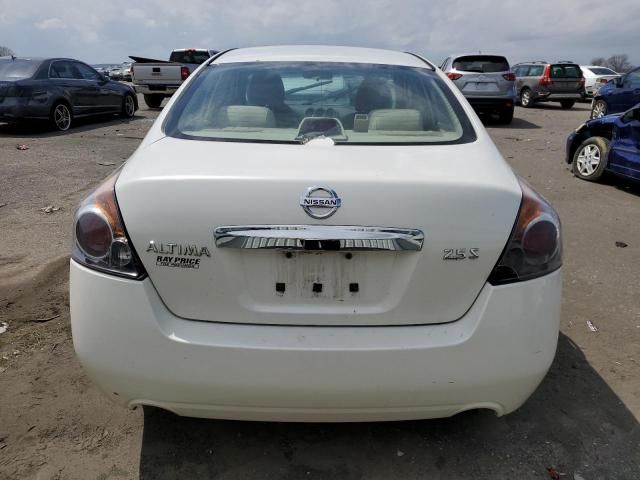 2010 Nissan Altima Base