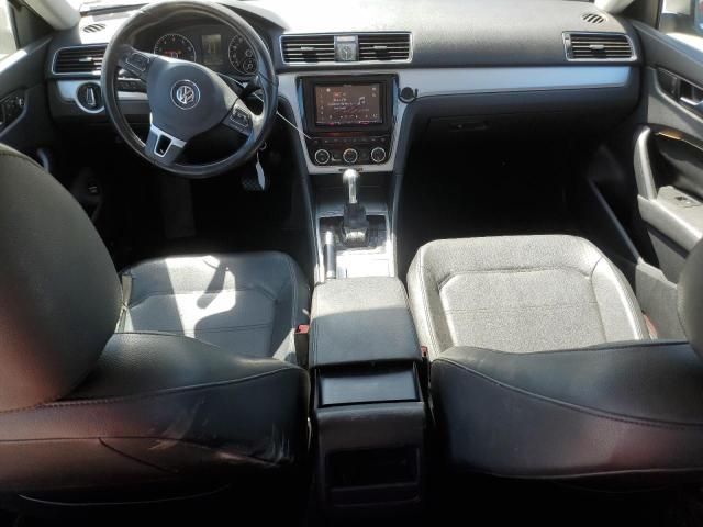 2012 Volkswagen Passat SE