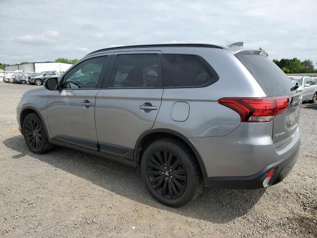 2020 Mitsubishi Outlander SE