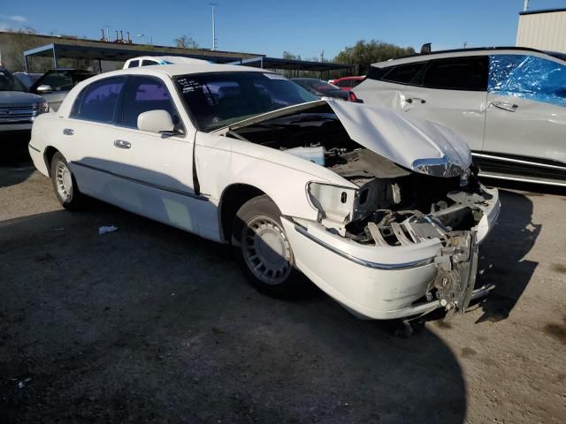 2000 Lincoln Town Car Executive