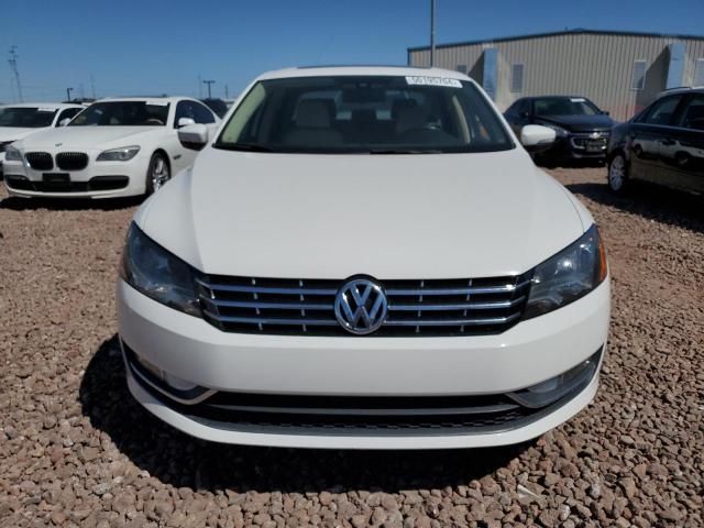 2015 Volkswagen Passat SEL