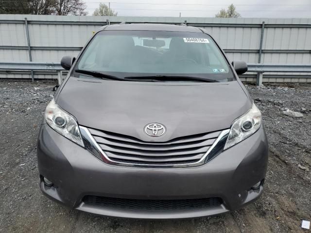 2015 Toyota Sienna XLE