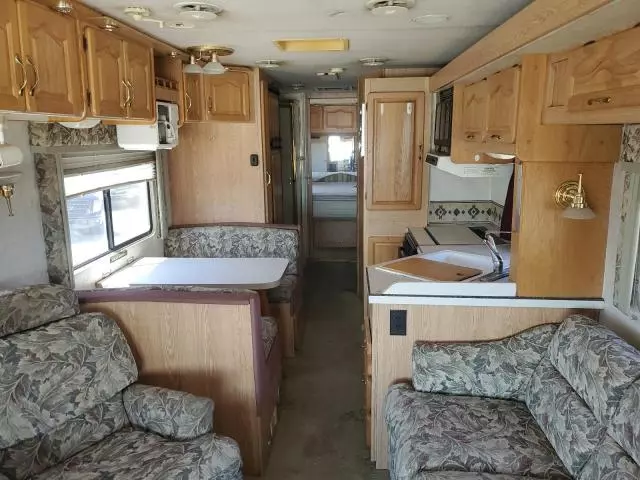 1999 Freightliner Chassis X Line Motor Home