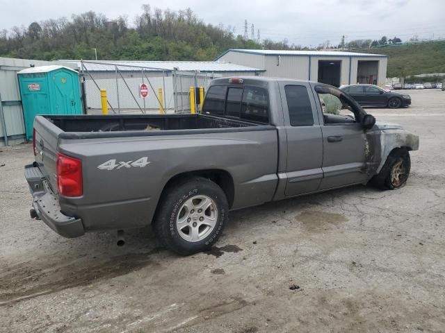 2005 Dodge Dakota SLT