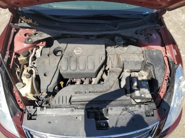 2010 Nissan Altima Base