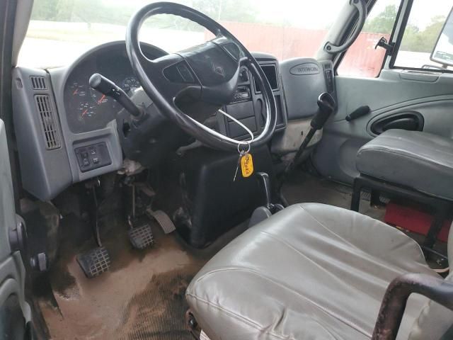 2004 International 4000 4300