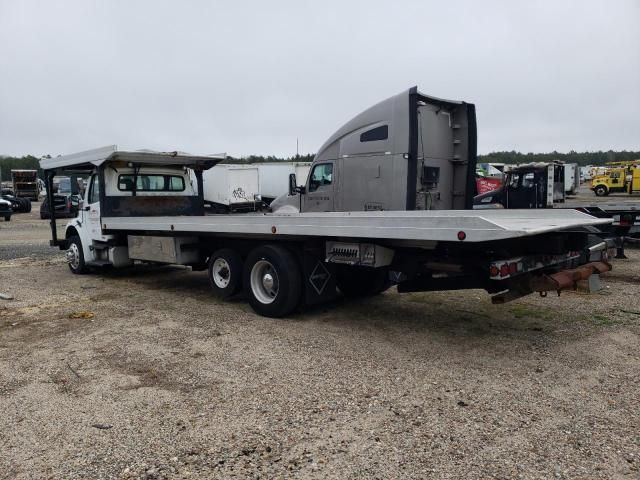 2007 Freightliner M2 106 MED