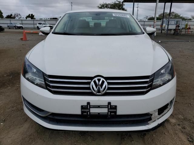 2012 Volkswagen Passat SE