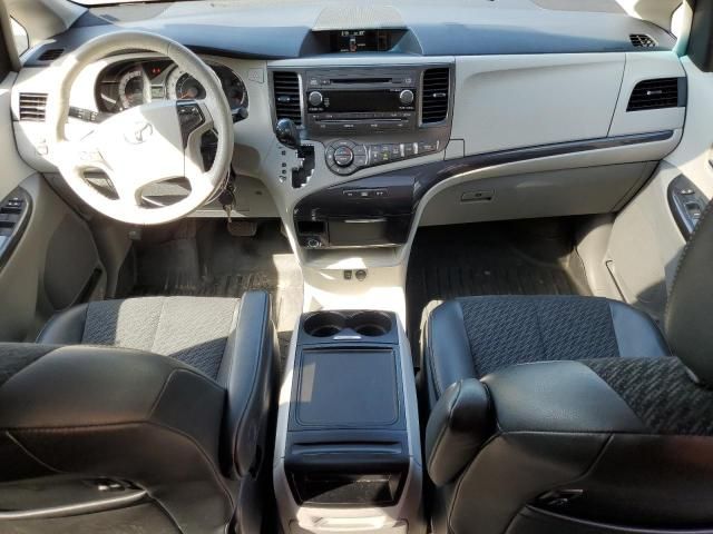 2014 Toyota Sienna Sport