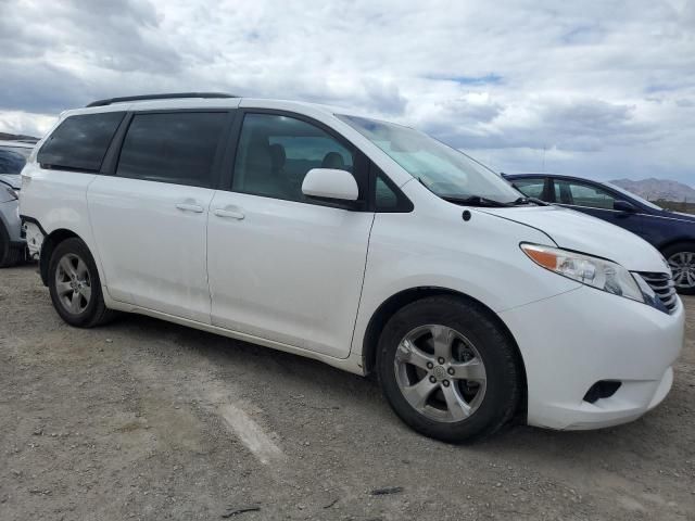 2012 Toyota Sienna LE