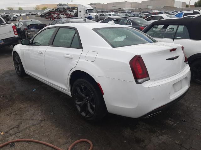 2022 Chrysler 300 S