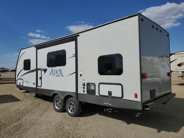 2016 Wildwood Coachman Apex Ultralite