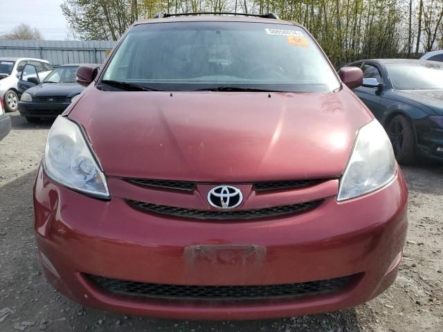 2006 Toyota Sienna XLE