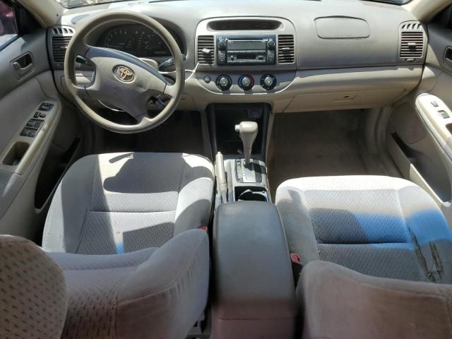 2004 Toyota Camry LE