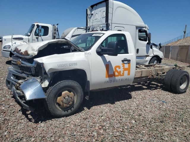 2012 Chevrolet Silverado K3500 LT