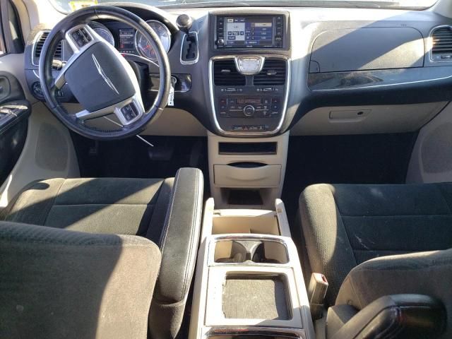 2012 Chrysler Town & Country Touring