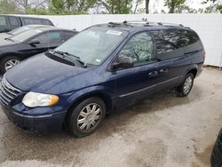 Vehiculos salvage en venta de Copart Bridgeton, MO: 2006 Chrysler Town & Country Limited