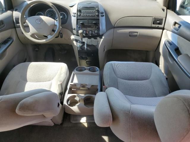 2006 Toyota Sienna CE