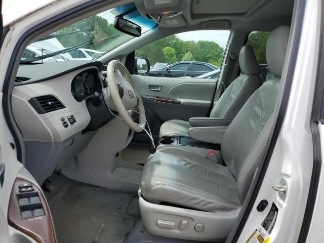 2011 Toyota Sienna XLE