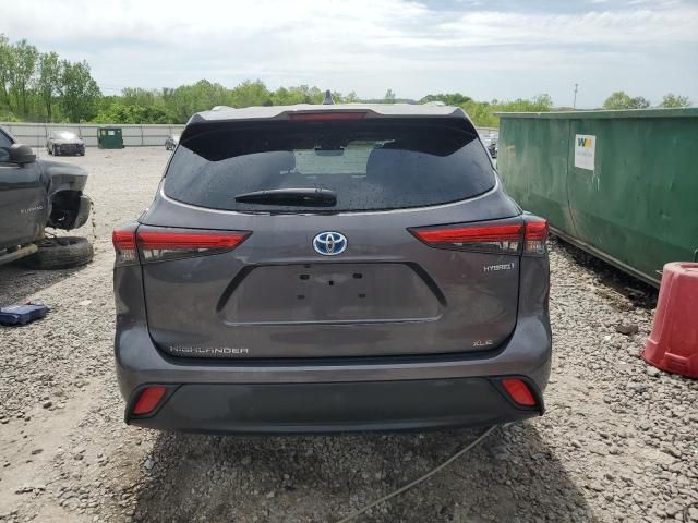 2021 Toyota Highlander Hybrid XLE