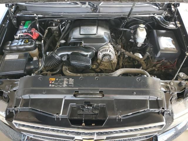 2014 Chevrolet Suburban C1500 LT