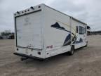 2004 Ford Econoline E450 Super Duty Cutaway Van