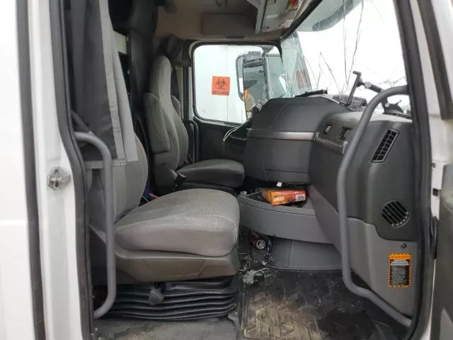 2022 Volvo VN VNL