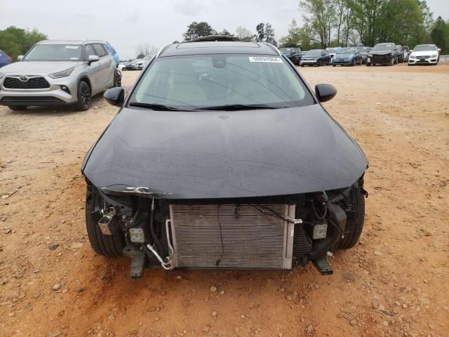 2019 Buick Regal Tourx Essence