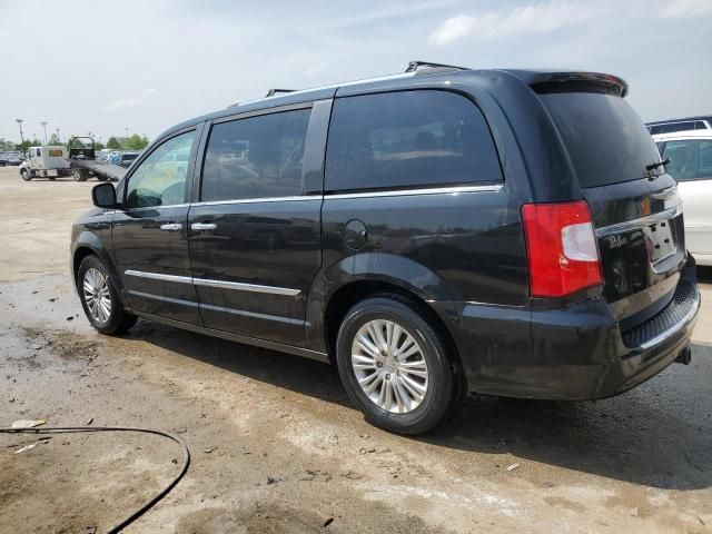 2013 Chrysler Town & Country Limited