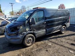 Camiones que se venden hoy en subasta: 2015 Ford Transit T-250