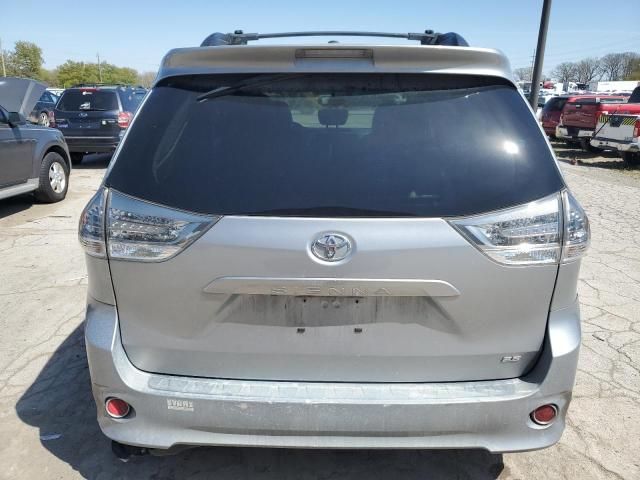 2013 Toyota Sienna Sport