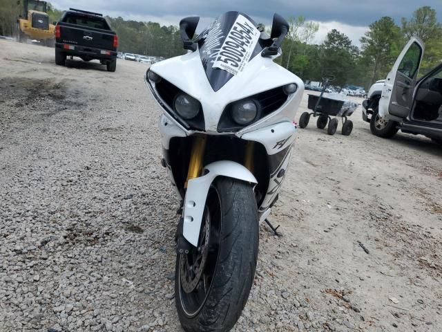 2013 Yamaha YZFR1