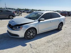 Salvage cars for sale from Copart Arcadia, FL: 2014 Volkswagen Jetta SE