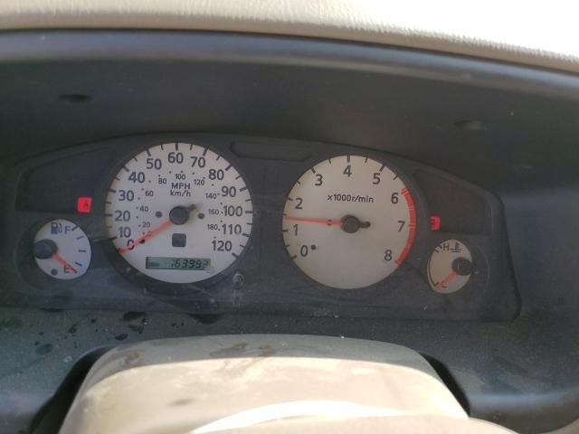 2000 Nissan Pathfinder LE