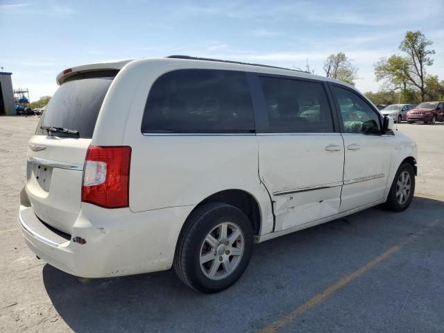 2012 Chrysler Town & Country Touring