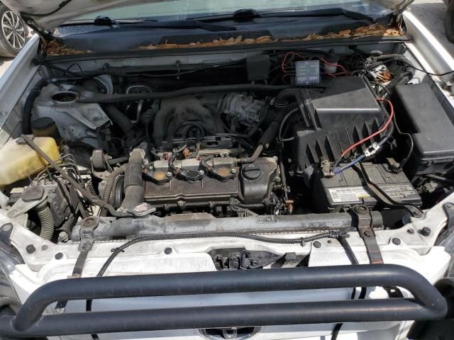 2004 Toyota Highlander Base