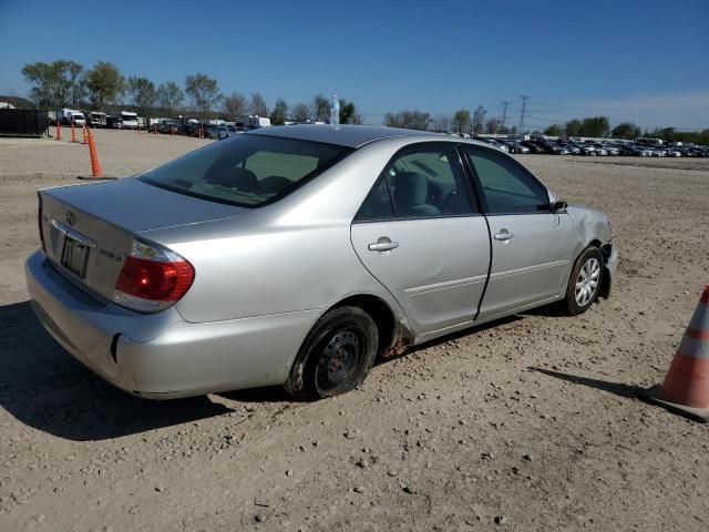 2005 Toyota Camry LE