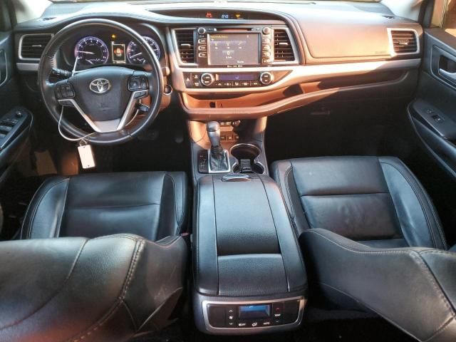 2018 Toyota Highlander SE