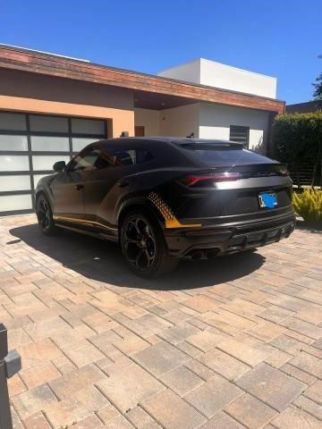 2019 Lamborghini Urus