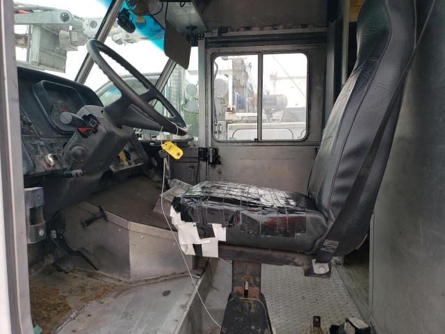 2019 Freightliner Chassis M Line WALK-IN Van