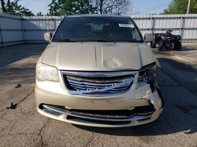 2011 Chrysler Town & Country Touring