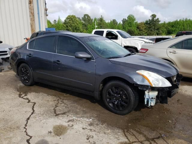 2010 Nissan Altima Base