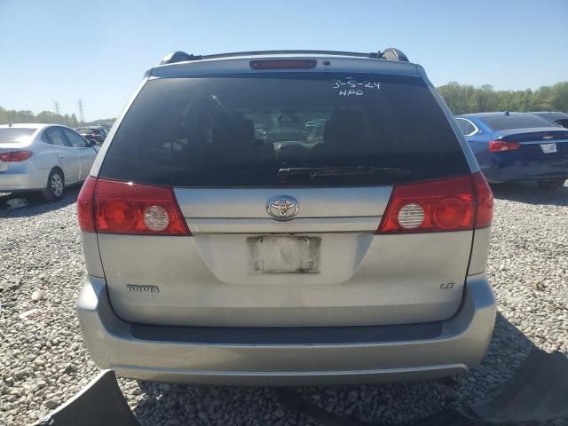 2007 Toyota Sienna CE