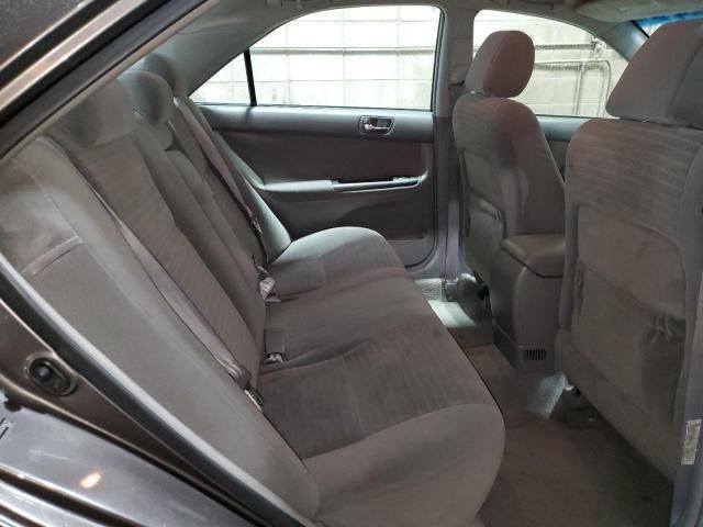 2005 Toyota Camry LE