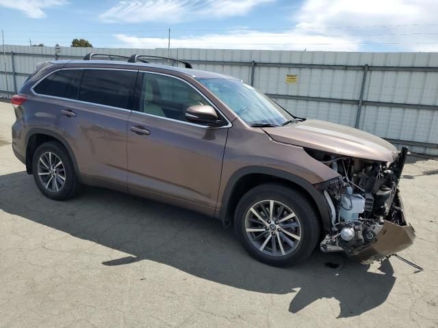 2018 Toyota Highlander SE